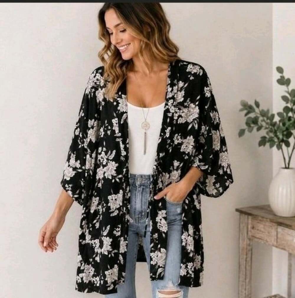 Spiritual Gangster Womens Maya Floral Kimono Robe One Size Black Lightweight